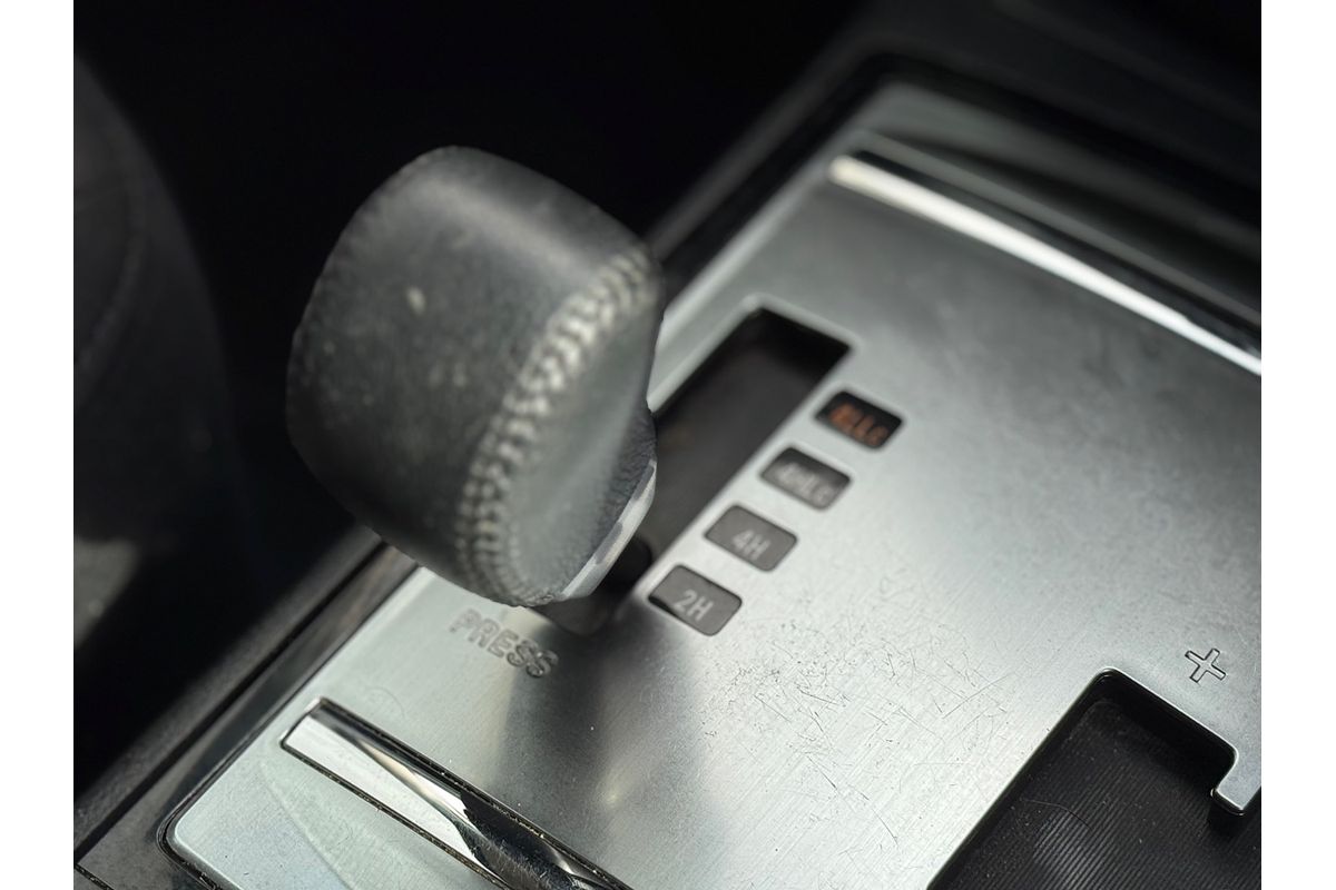 2014 Mitsubishi Pajero GLX NX