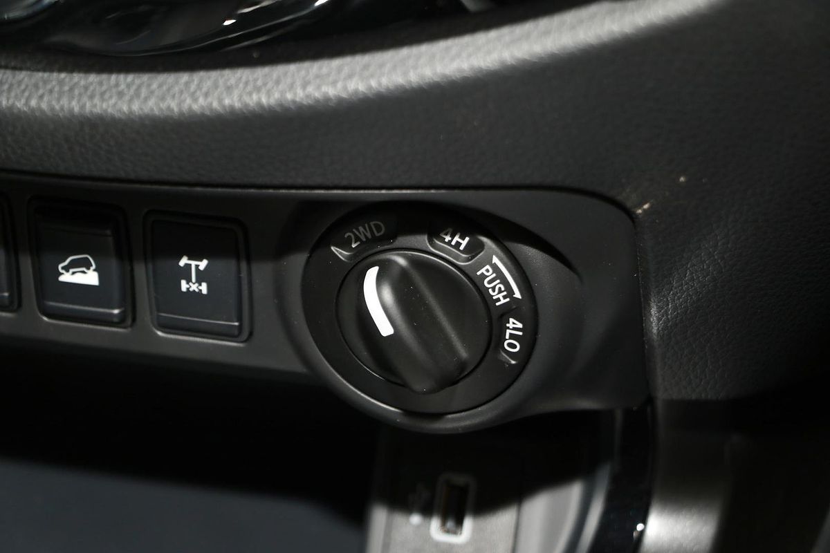 2024 Nissan Navara PRO-4X Warrior D23 4X4