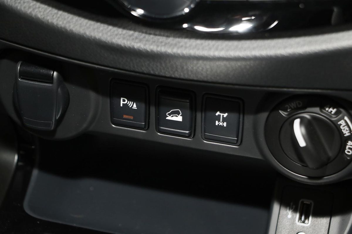2024 Nissan Navara PRO-4X Warrior D23 4X4
