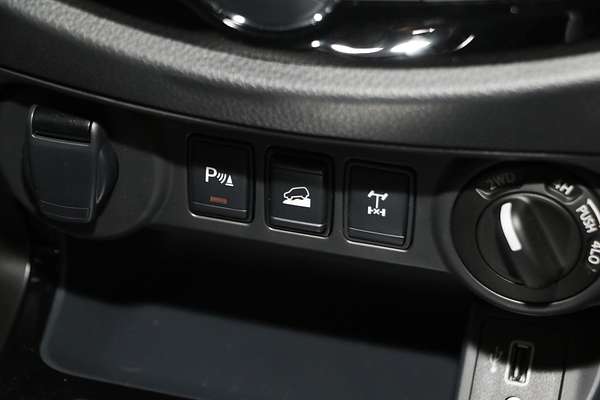 2024 Nissan Navara PRO-4X Warrior D23 4X4