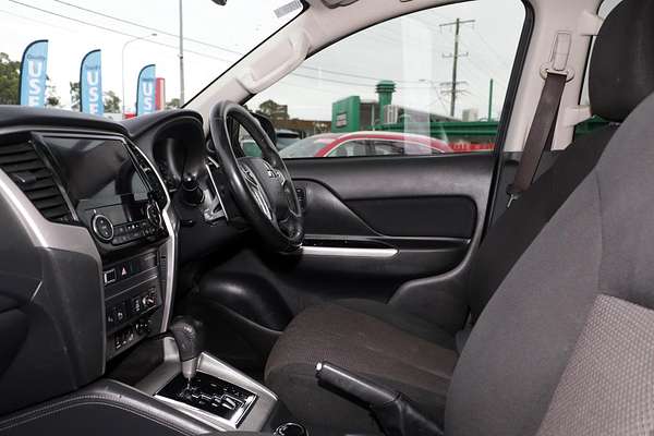 2020 Mitsubishi Triton GLS MR 4X4