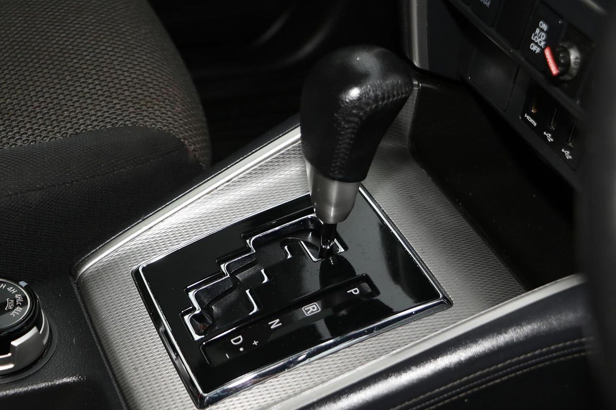 2020 Mitsubishi Triton GLS MR 4X4