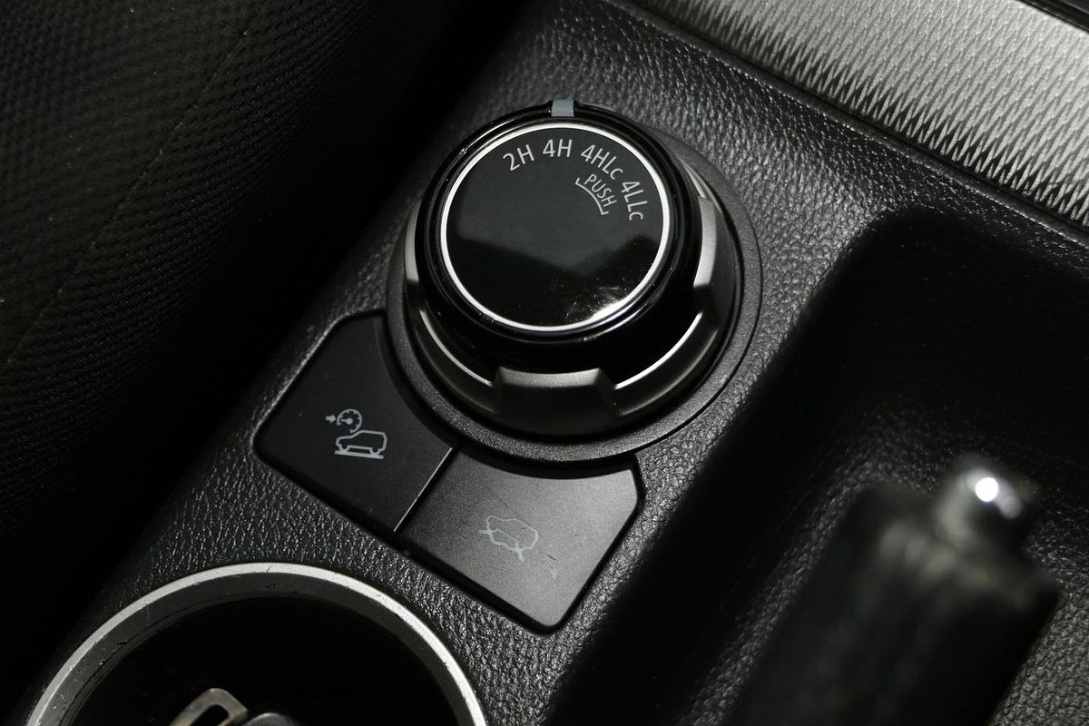 2020 Mitsubishi Triton GLS MR 4X4