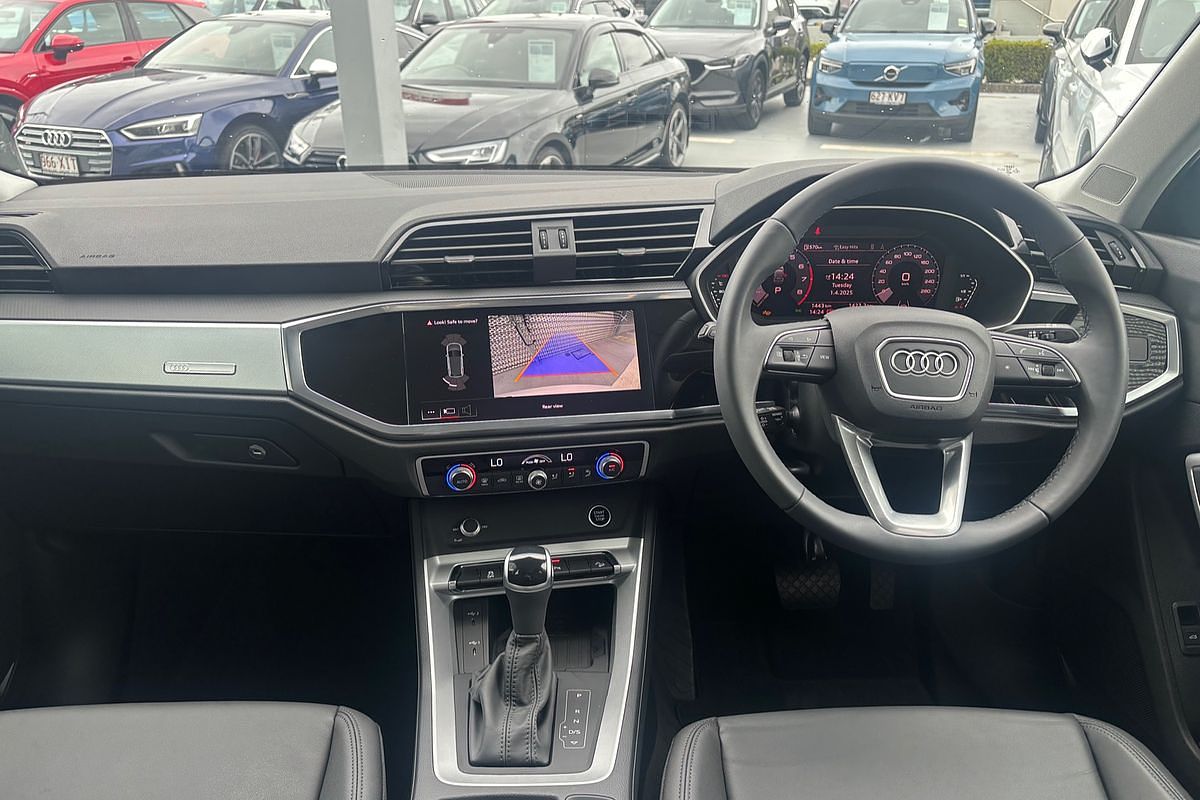 2024 Audi Q3 35 TFSI F3