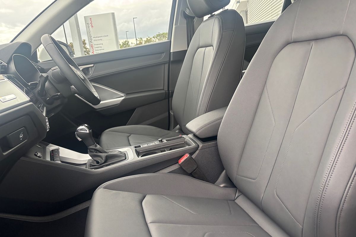 2024 Audi Q3 35 TFSI F3