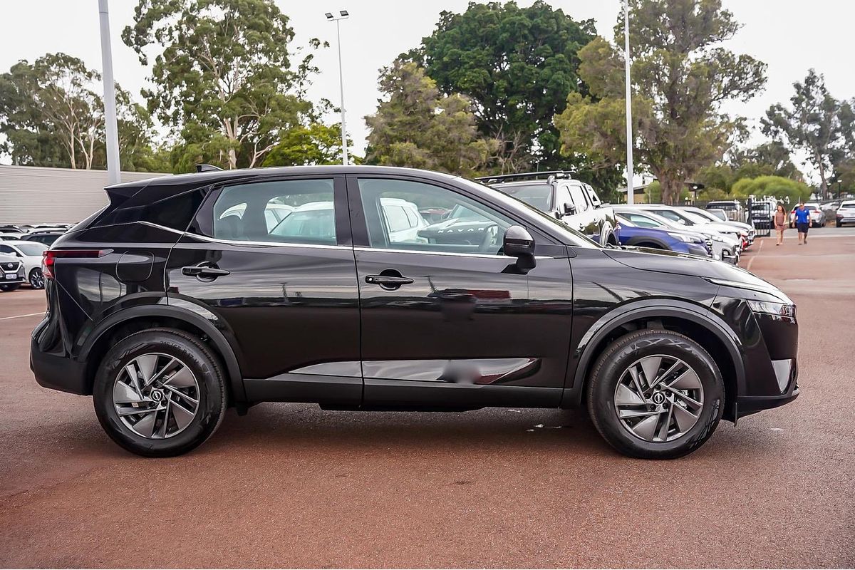 2024 Nissan QASHQAI ST J12