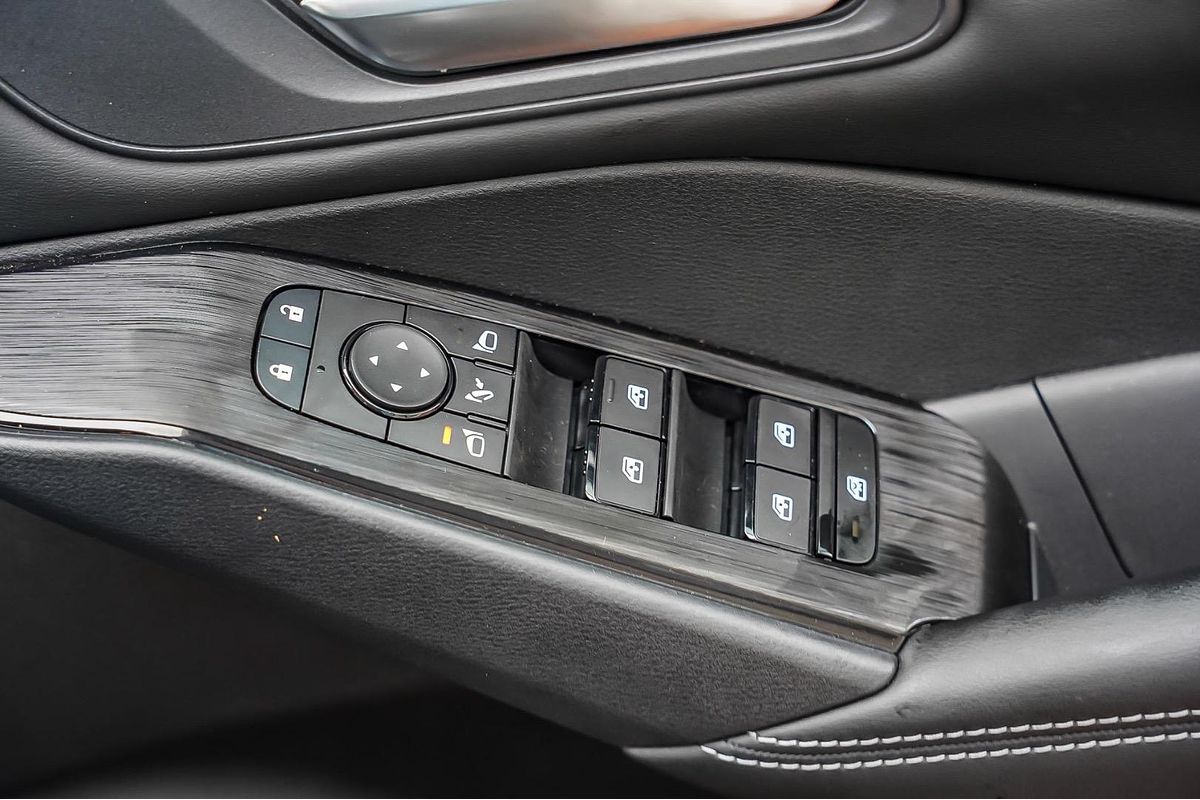 2024 Nissan QASHQAI ST J12