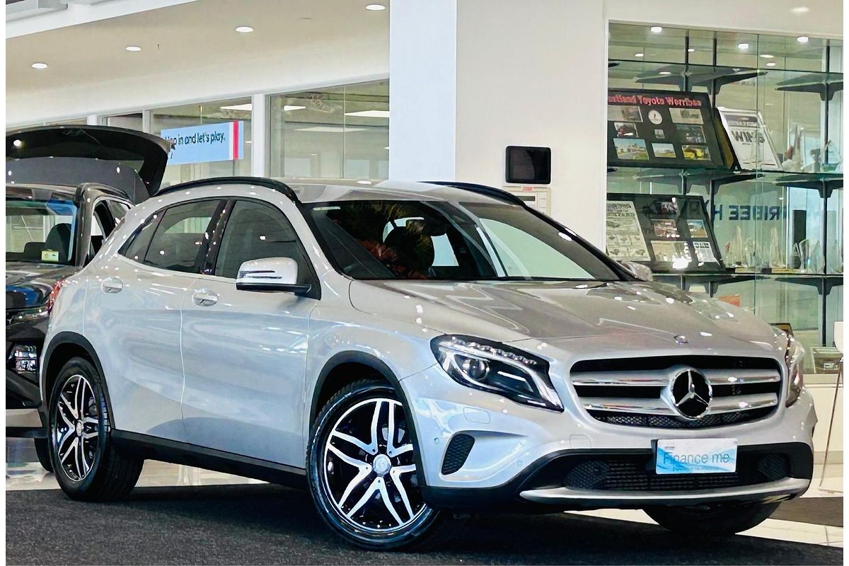 2017 Mercedes-Benz GLA-Class GLA180 X156