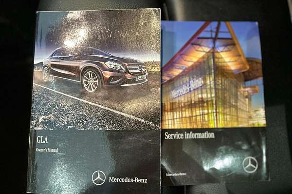 2017 Mercedes-Benz GLA-Class GLA180 X156