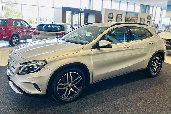2017 Mercedes-Benz GLA-Class GLA180 X156