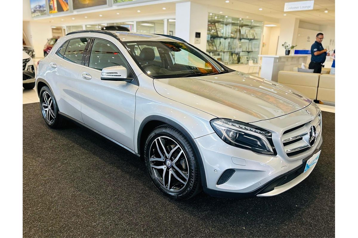 2017 Mercedes-Benz GLA-Class GLA180 X156