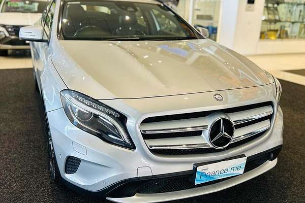 2017 Mercedes-Benz GLA-Class GLA180 X156