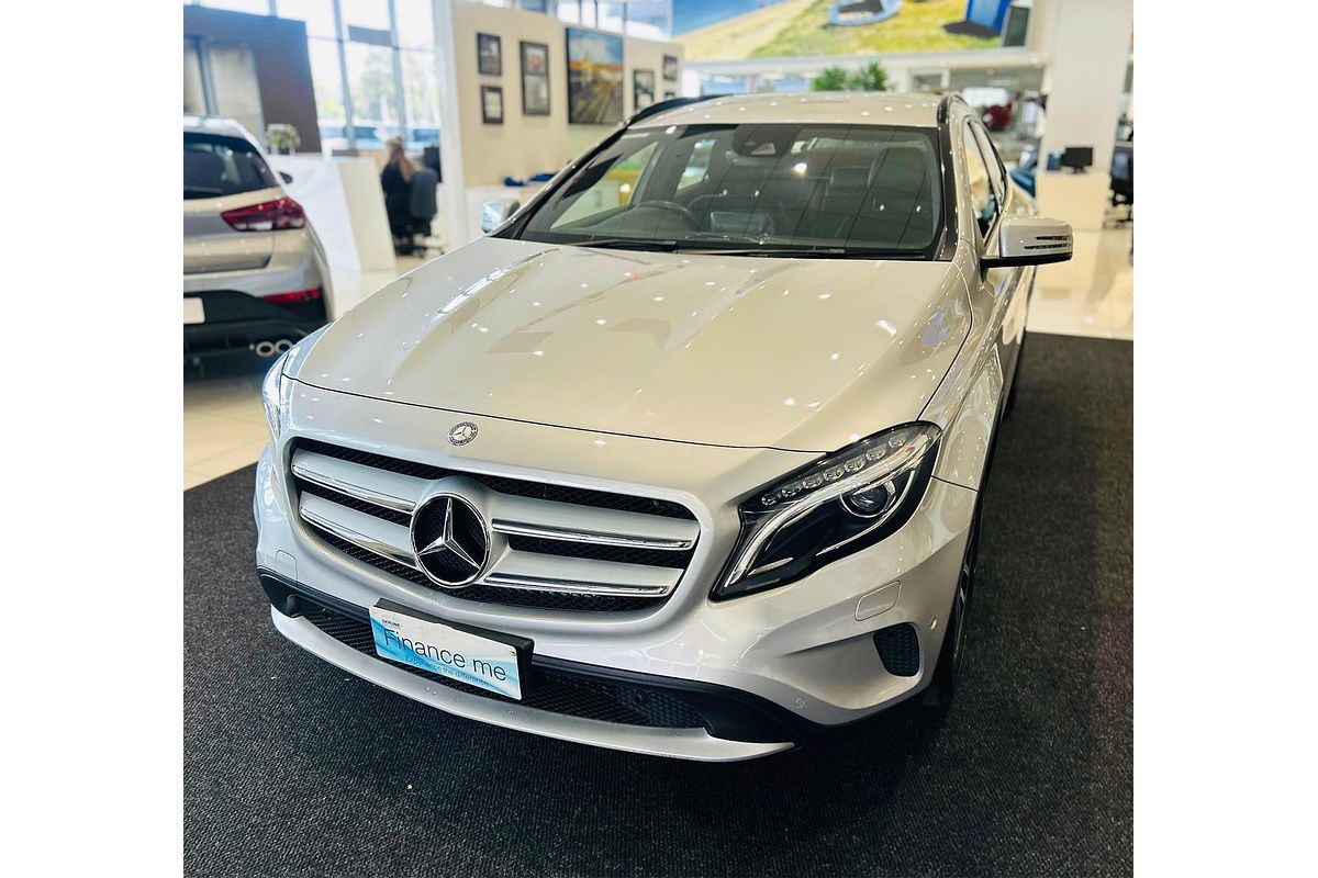 2017 Mercedes-Benz GLA-Class GLA180 X156
