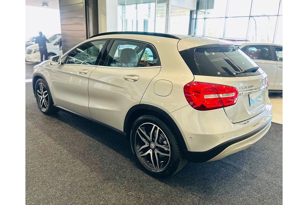 2017 Mercedes-Benz GLA-Class GLA180 X156