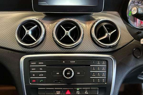 2017 Mercedes-Benz GLA-Class GLA180 X156