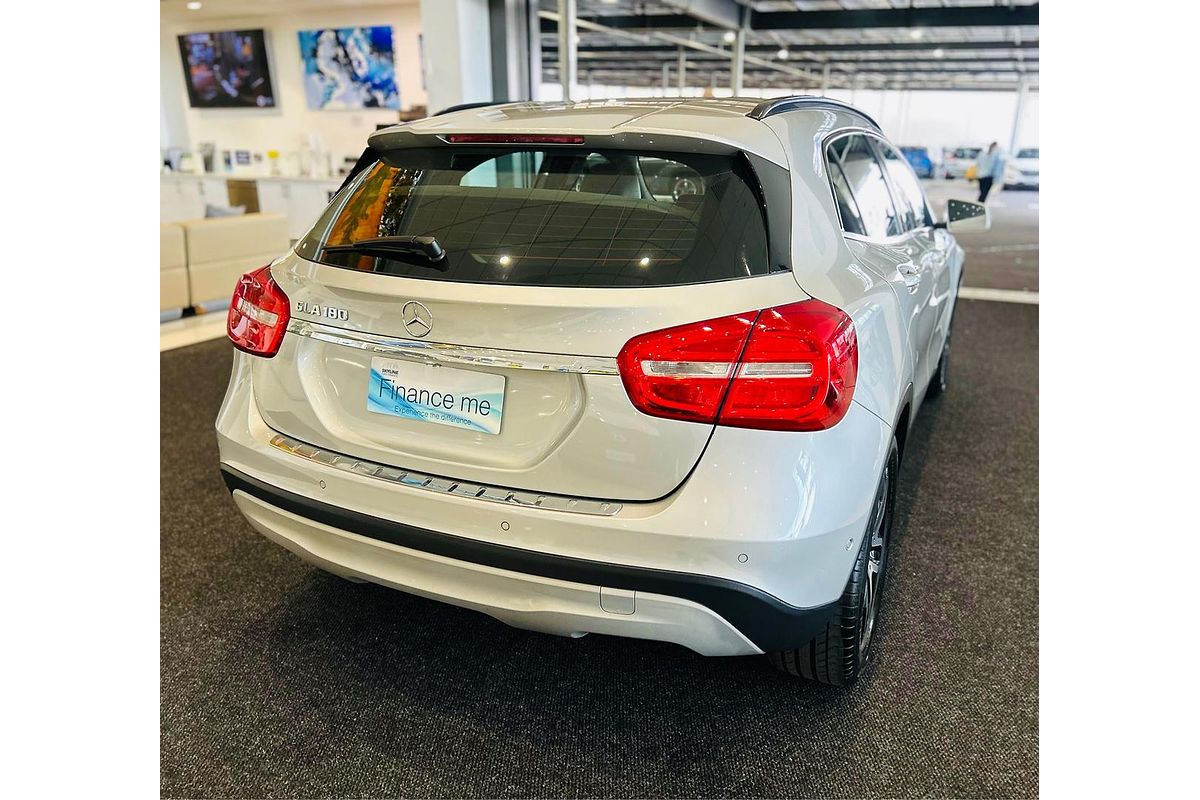 2017 Mercedes-Benz GLA-Class GLA180 X156