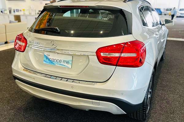 2017 Mercedes-Benz GLA-Class GLA180 X156
