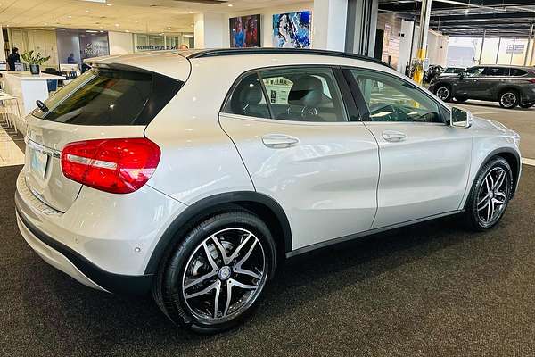 2017 Mercedes-Benz GLA-Class GLA180 X156