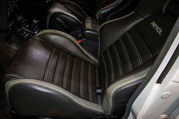 1996 Nissan Patrol RX GQ II