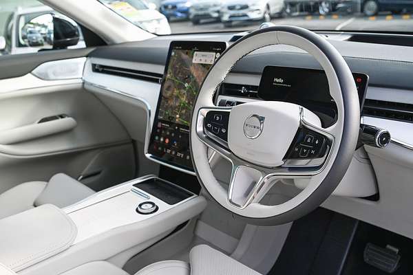 2025 Volvo EX90 Plus Twin Motor
