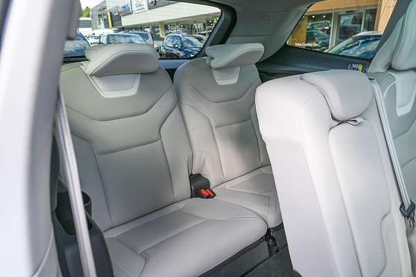 2025 Volvo EX90 Plus Twin Motor