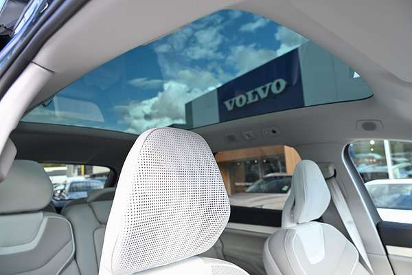 2025 Volvo EX90 Plus Twin Motor