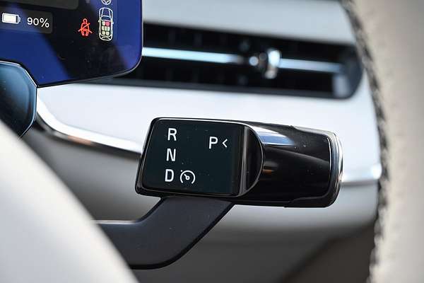 2025 Volvo EX90 Plus Twin Motor