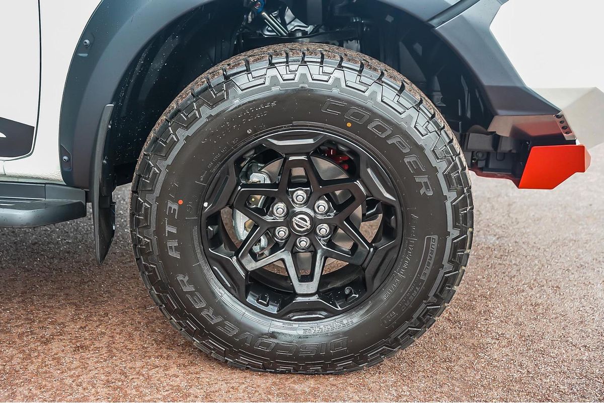 2024 Nissan Navara PRO-4X Warrior D23 4X4