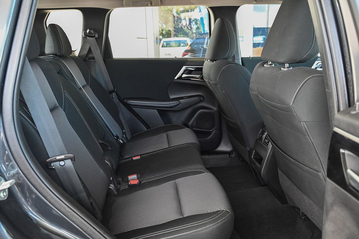 2024 Mitsubishi Outlander LS ZM