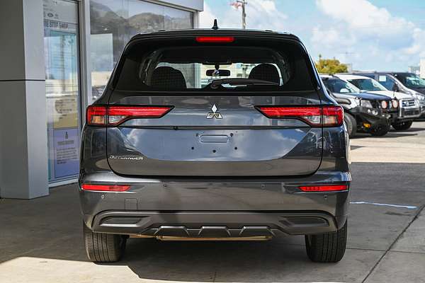 2024 Mitsubishi Outlander LS ZM