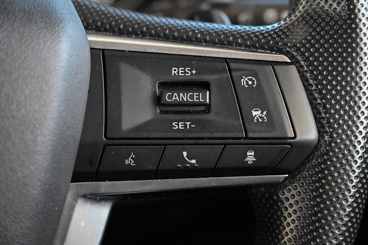 2024 Mitsubishi Outlander LS ZM