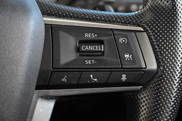 2024 Mitsubishi Outlander LS ZM