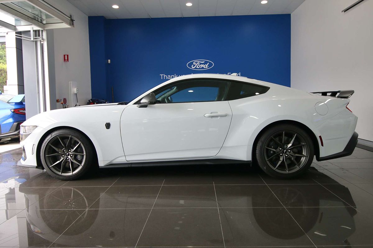 2024 Ford Mustang Dark Horse FO