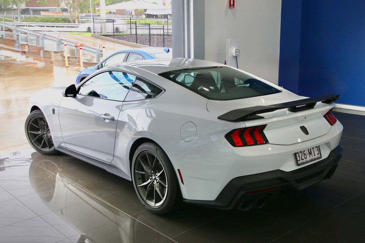 2024 Ford Mustang Dark Horse FO