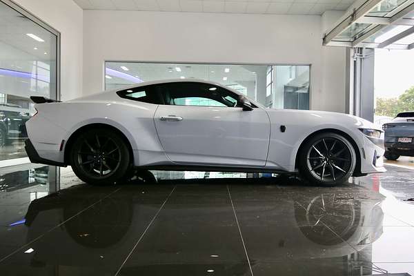2024 Ford Mustang Dark Horse FO