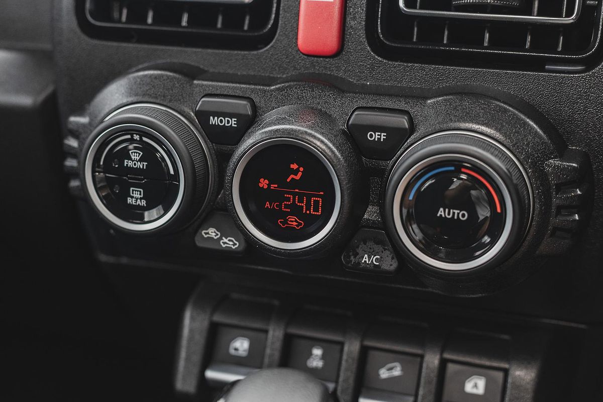 2024 Suzuki Jimny GLX GJ
