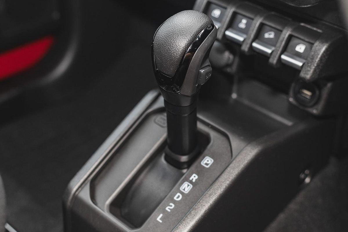 2024 Suzuki Jimny GLX GJ