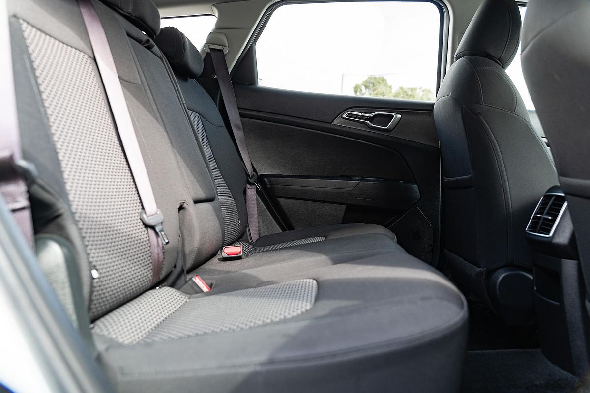 2024 Kia Sportage S NQ5