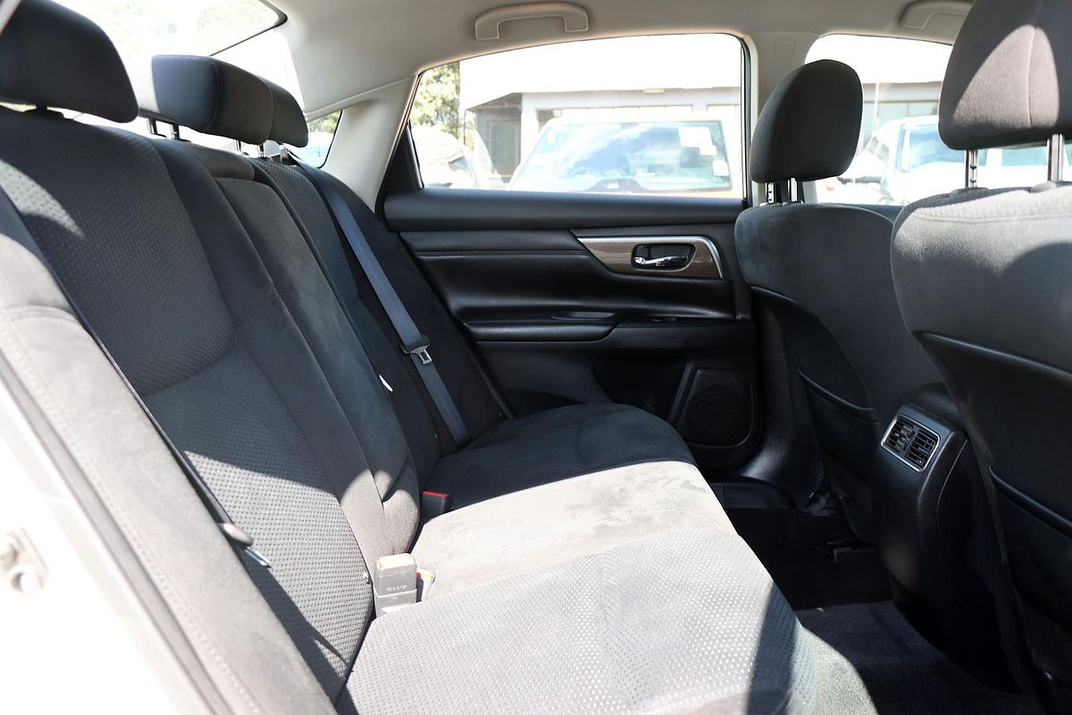 2016 Nissan Altima ST L33