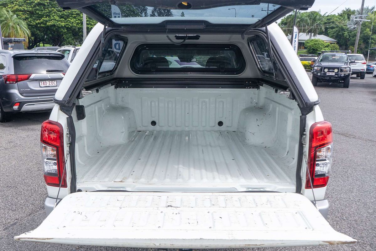 2021 Mitsubishi Triton GLX+ MR 4X4