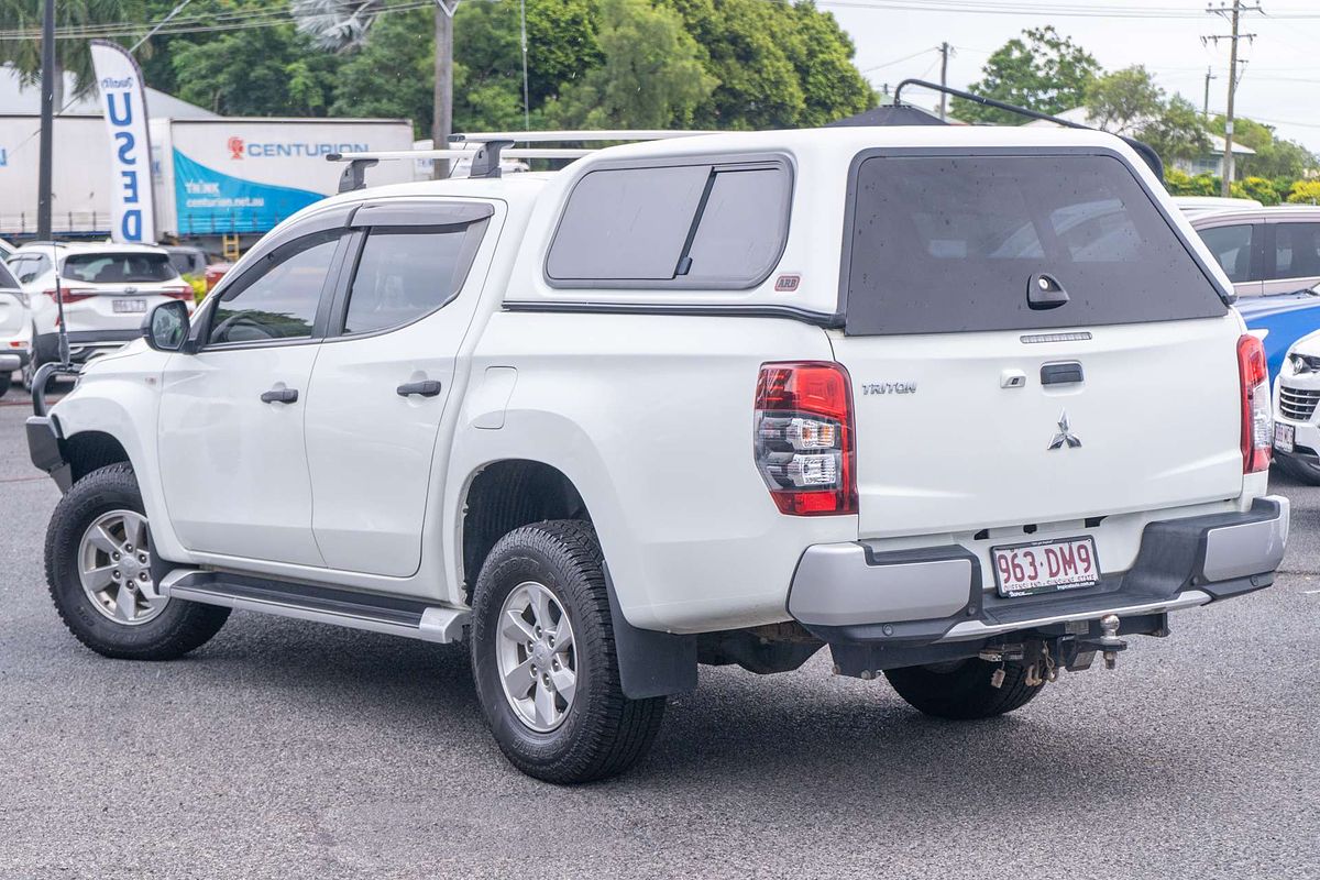 2021 Mitsubishi Triton GLX+ MR 4X4