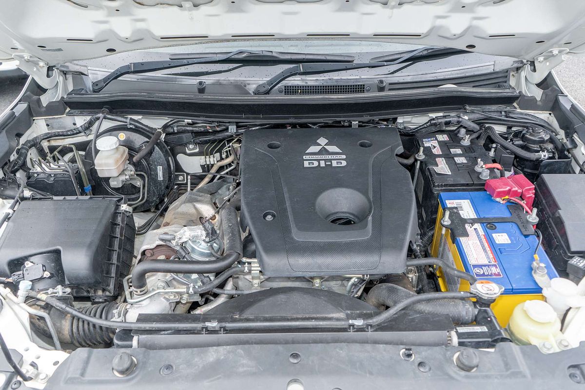 2021 Mitsubishi Triton GLX+ MR 4X4