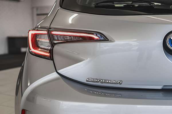 2020 Toyota Corolla Ascent Sport Hybrid ZWE211R