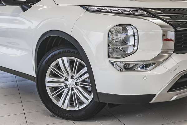2022 Mitsubishi Outlander LS ZM