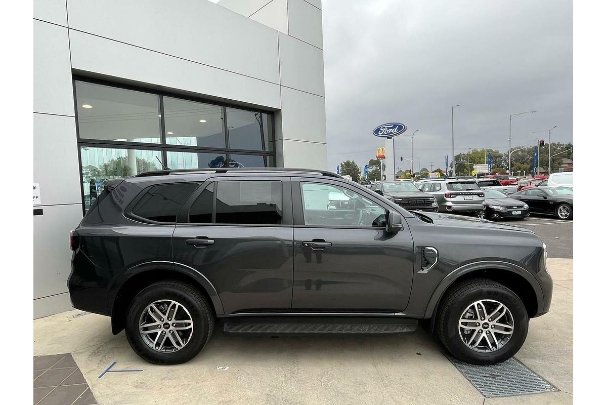 2024 Ford Everest Trend