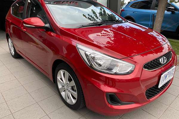 2019 Hyundai Accent Sport RB6