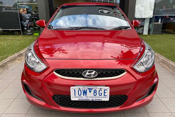 2019 Hyundai Accent Sport RB6