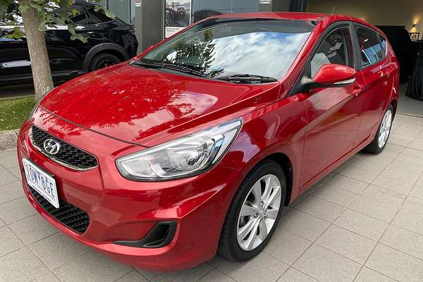 2019 Hyundai Accent Sport RB6
