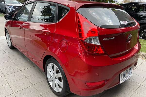 2019 Hyundai Accent Sport RB6