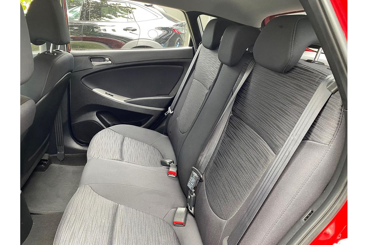 2019 Hyundai Accent Sport RB6